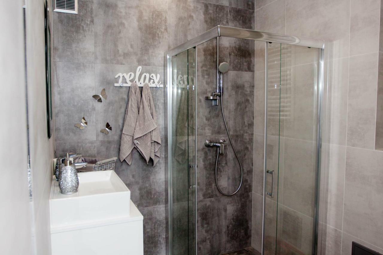 Apartmán Novel Varšava Exteriér fotografie